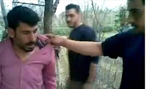 Nusayri olan Şebbihalar genelde kamuflaj pantolonlar ve siyah tişörtler giyiyor.