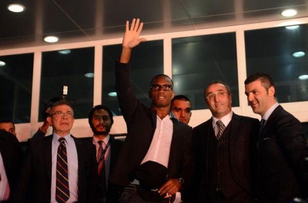 Sana yaşlı diyenler utansın ! Hoşgeldin Didier !!