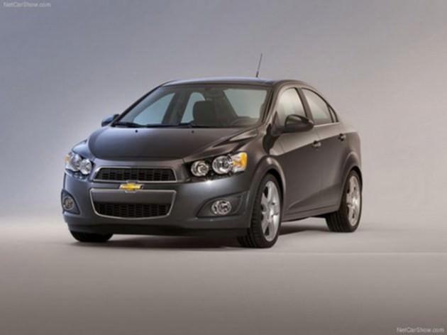 <p>Chevrolet Aveo Sedan 1.2 Otm. 100 Km'de 6.8lt yakıt tüketiyor.</p>
