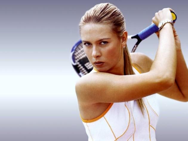 MARIA SHARAPOVA Teniste dünyanın 1 numarası için yeni bir meydan okuma. Muhtemelen Rusya Olimpiyat kafilesinin bayrağını Açılış Töreni’nde o taşıyacak. Bu yıl hayli formda görünen Sharapova, Wimbledon’ın hemen ardından yine aynı kortlarda madalya için raket sallayacak. Çekişme büyük olacak ama bu form grafiğiyle altın madalyanın en büyük adayı o olacak.