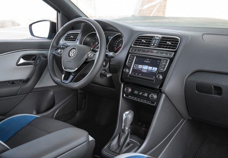 <p>Volkswagen Polo</p>
