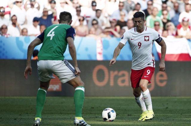 <p>11 - Robert Lewandowski - 67.8 milyon sterlin - Polonya - Bayern Münih</p>
<p> </p>