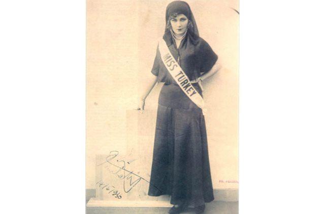<p><strong>Keriman Halis</strong></p>
<p>Dünya Güzeli ilk Türk kadın</p>