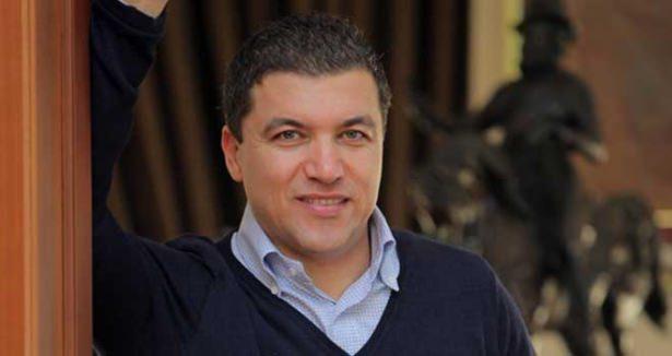<p><strong>GAZETECİ İSMAİL KÜÇÜKKAYA</strong></p>
<p>"Mustafa Koç vefat etti. Allah rahmet eylesin. Ailesine ve Türkiye'ye başsağlığı diliyorum. Çok üzgünüm."</p>