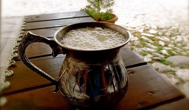 <p>Protein, özellikle güçlü kemik, kas ve cilt için oldukça faydalıdır.</p>
