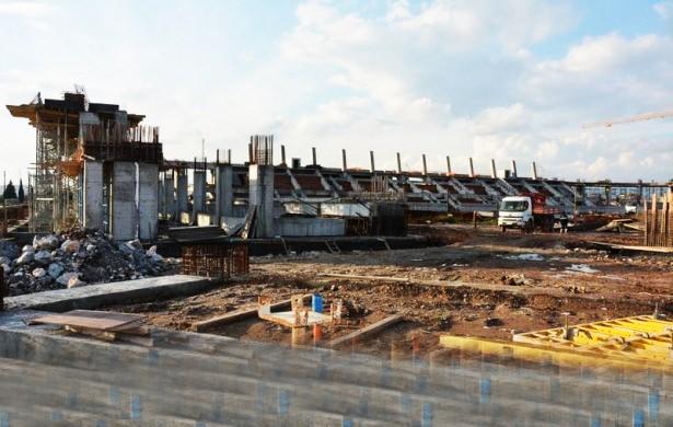 <p>Yeni Akhisar Stadyumu</p>

