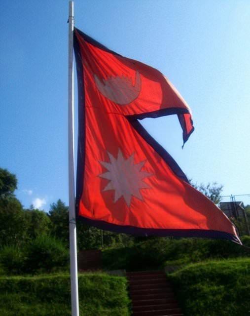 <p> Nepal: "Anne ve ana vatan cennetten de daha harikadır."</p>

<p> </p>
