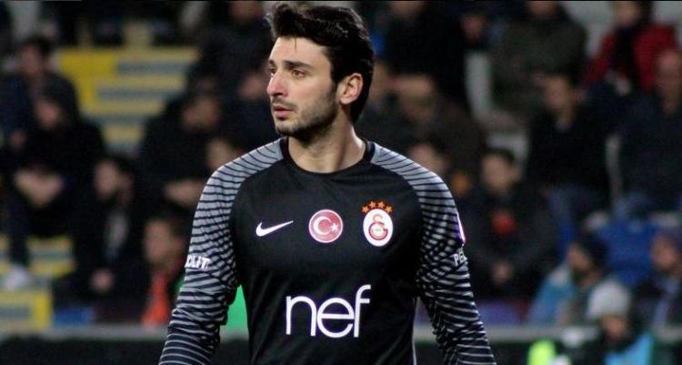 <p>Kaleci: Cenk Gönen</p>
