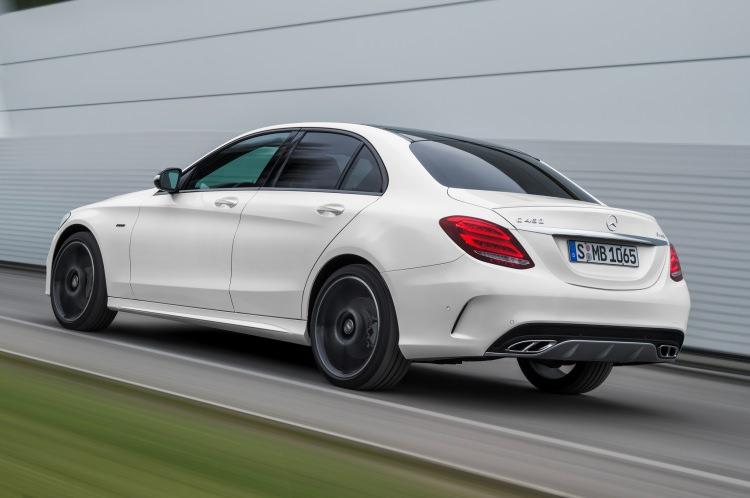 <p><strong>1.6 Dizel Otomatik Sedan Style</strong></p>
<p>ESKİ FİYAT: 157.400<br />
YENİ FİYAT: 173.683</p>