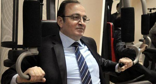 <p>Mehmet Likoğlu</p>
