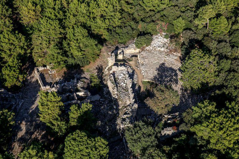 <p>Olimpos Ulusal Parkı içerisindeki Phaselis Antik Kenti.</p>
