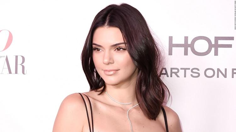 <p>21 yaşındaki Kendall Jenner ödülünü gelecek ay düzenlenecek olan New York Moda Haftası'nda alacak. </p>