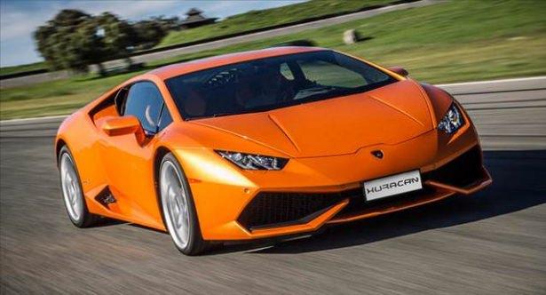 <p>2016 Lamborghini Huracan</p>