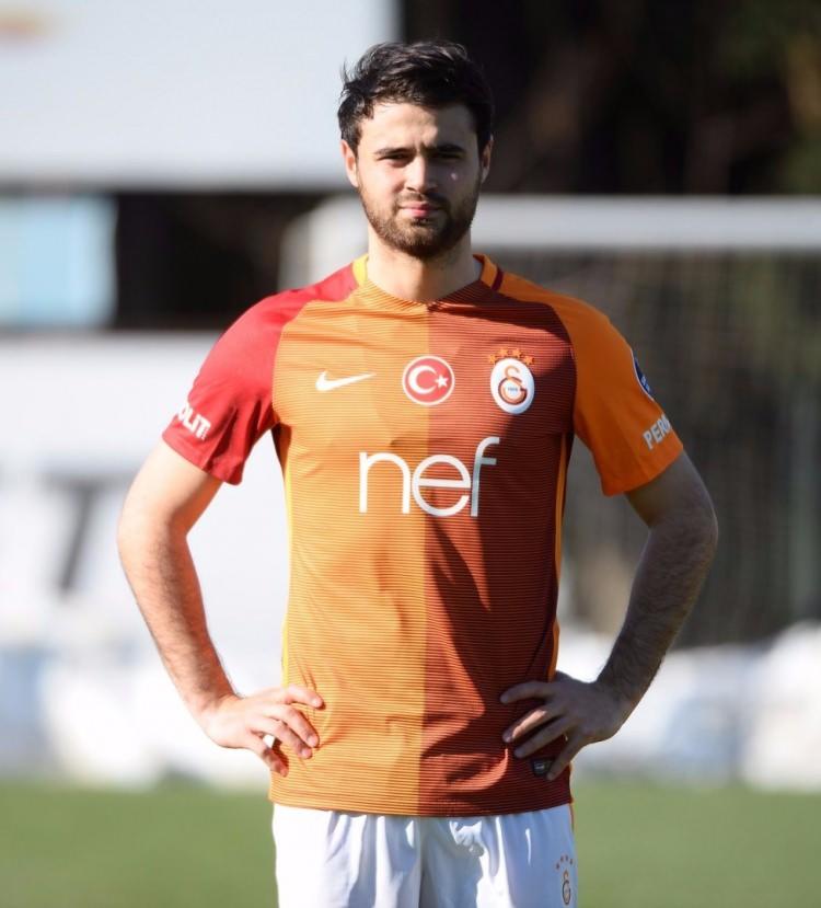 <p>Ahmet "Yılmaz" Çalık</p>

