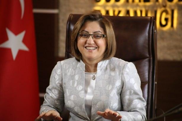 <p>Fatma Şahin<br />
<br />
20 Haziran 1966<br />
<br />
51 yaşında</p>