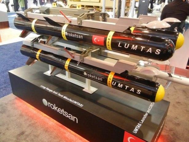 <p>Terörle mücadelesini kış aylarında da sürdüren Türk Silahlı Kuvvetleri (TSK), yeni yıl ile birlikte ROKETSAN’ın geliştirdiği hassas vurucu özelliğe sahip yeni silah sistemlerine kavuşacak.</p>
<p> </p>