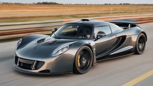 <p>2014 - Hennessey Venom GT Saatte 435.3 km<br />
<br />
(CnnTürk)</p>