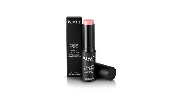 <p><strong>1. Kiko Velvet Touch / 31 TL</strong></p>

<p>Makyajda krem ürünleri kullanmayı seviyorsanız, cilde doğal ışıltı katan stick aydınlatıcıyı tercih edebilirsiniz. </p>
