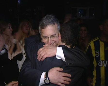<p><strong>5 MAYIS: YELKOVAN DA TAHLİYE OLDU</strong><br />Futbolda Şike Davası’nda yargılanan Fenerbahçe Muhasebe Müdürü Tamer Yelkovan da tahliye oldu.</p>