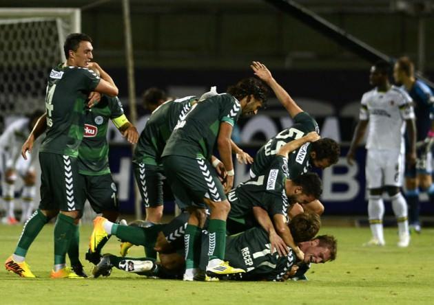 <p><strong>ABDÜLKERİM DURMAZ</strong><br />
''Kusura bakmayın ama son 15 dakika 2-0'dan maç veren takımın futbolcularını tekme tokat döveceksin. "</p>
