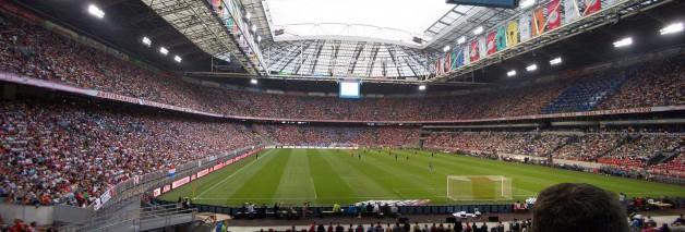 <p>Amsterdam Arena - Ajax Amsterdam / Kapasite: 52.960 Ortalama: 50.311</p>
