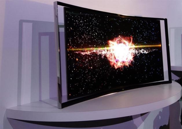 <p><br />Samsung KN55S9C OLED TV<br />55 inç'lik dev OLED TV, Samsung'un geliştirdiği en iyi 4K televizyon olarak kabul ediliyor. KN55S9C'nin fiyatı 8.900 dolardan başlıyor.</p>