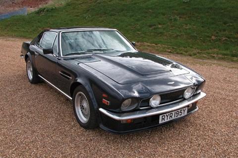 Aston Martin V8