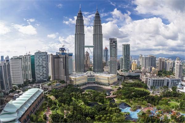 <p><strong>8. Kuala Lumpur</strong><br /><span style="line-height: 13pt;">9,20 milyon turist</span></p>