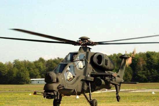 Türkiye'nin milli helikopteri ATAK ilk yurtdışı başarısını kazandı. Bu yıl seri üretimine başlanacak ATAK'la Azerbaycan'daki savaş helikopteri ihalesine giren Türk Havacılık ve Uzay Sanayii (TAI), Güney Afrika yapımı Ah-2 ve Rusya yapımı Mi-28 Havoc helikopterlerini geride bırakarak, Azerbaycan için 60 adet T-129 ATAK üretecek.