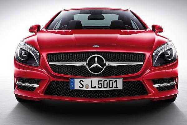 <p>3. Mercedes-Benz SL</p>
