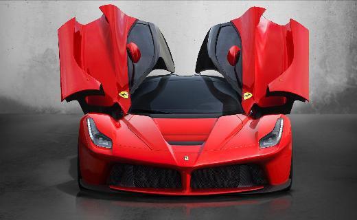 <p>Ferrari:F150 FerMas, Berlinetta modelini Autoshow Fuarı’yla birlikte satışa sunmuştu. Ferrari’nin 2013 yılı yeniliği Enzo’nun yerine gelecek olan özel model F150 olacak. Ancak araçla ilgili bilgiler sır gibi saklanıyor. En hızlı Ferrari unvanına sahip F12 Berlinetta’ya ise Türkiye’den 6 kişi sipariş vermişti. Otomobilin fiyatının 660 bin eurodan başladığını hatırlatalım.</p>