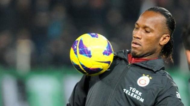 DAİLY MAİL: Ne kaçırdığını gör Chelsea, Drogba Galatasaray'daki ilk maçında 5 dakikada gol attı