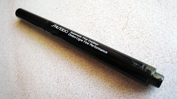 <p>Shiseido Fine Eyeliner</p>
