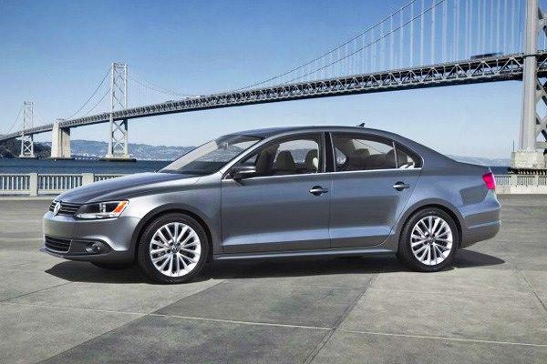 <p>3. Volkswagen Jetta</p>
<p>Toplam küresel satış: 905 bin adet</p>