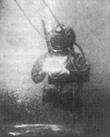 <p>İlk sualtı fotoğrafı Louis Boutan tarafından 1890′da çekildi. Kaynak: Dünyanın ilk fotoğraf çekimleri fotoğraf tarihi fotoğraf belgeseli</p>