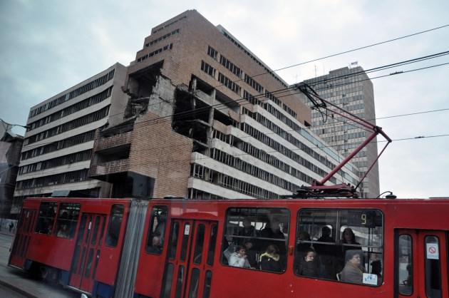 <p>Belgrad'da tramvaylar da dahil Yugoslavya yıllarını yaşamak mümkün. Binaların büyük bir bölümü komünizm yıllarından kalma.</p>
