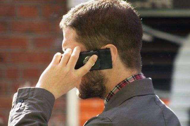 <p>Blackberry Messenger (BBM); internet bağlantısına sahip olan blackberry, iphone ve android telefonlarda kullanabilen bir tür ücretsiz mesajlaşama programıdır.</p>

<p> </p>
