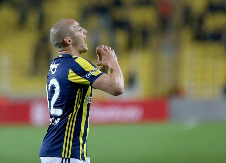 <p>Aatıf</p>
