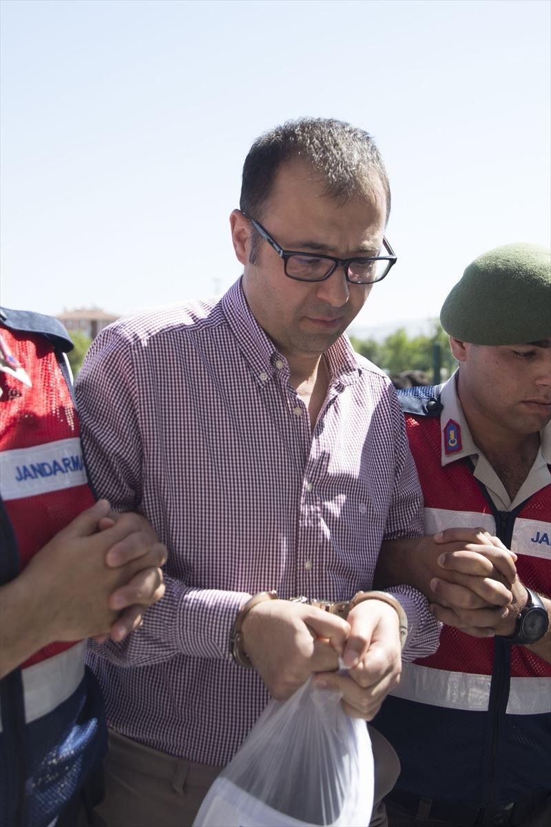 <p>Hakan Çiçek</p>
