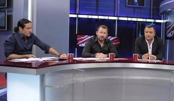 <p>Profesyonel futbolcuların disiplinsiz hareketleri üzerine bir örnek verir: Sergen: Mesela beni zamanında Bayern München istemişti. Adamlar bir araştırdı… Almadılar.</p>

