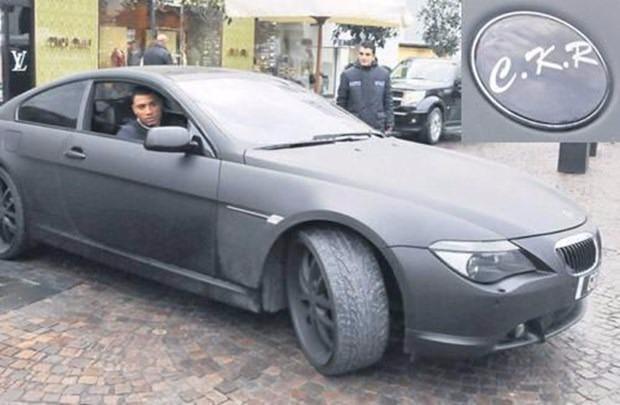 <p><strong>Colin Kazım Richards</strong><br />
<br />
BMW</p>
