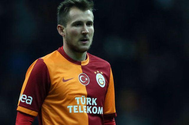 <p>Izet Hajrovic - Yaşı: 25 - Werder Bremen'in oyuncu sayısını azaltma projesi kapsamında Werder Bremen II (U23) takımına yollanıyor.</p>