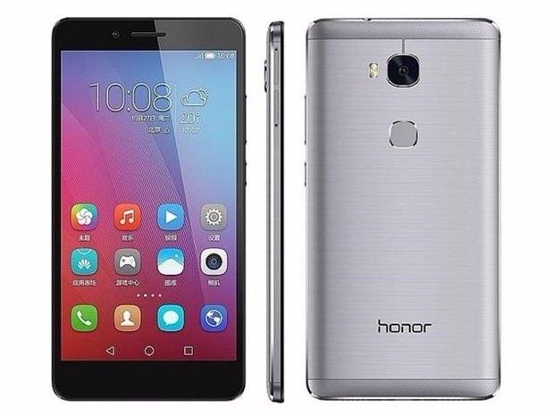 <p><strong>Huawei Honor 5x</strong><br />
Honor 5X’te 5.5 inç büyüklüğünde Full HD çözünürlük sağlayan bir ekran bulunuyor. -Snapdragon 615 işlemcisinden güç alan Honor 5X'in bellek bölümünü 2GB RAM ve artırılabilir 16GB  dahili depolama opsiyonu bulunuyor.</p>
