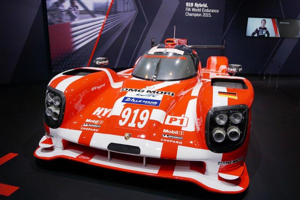 <p>Porsche 919 Hybrid</p>
