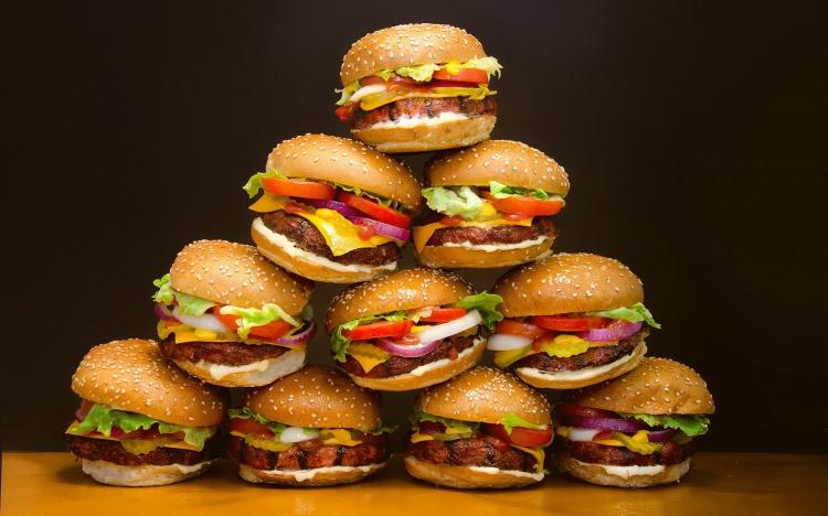 <p>Fast Food yiyeceklerini doğrudan şekerli ürünlerdir.</p>
