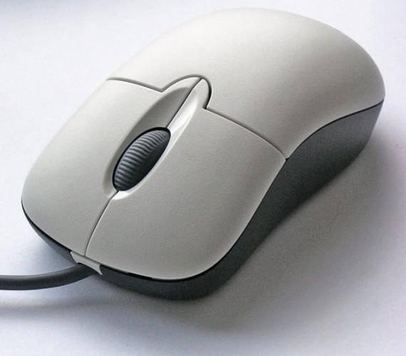 <p>Mouse'un ortasındaki tekerleğe basıldığında, tek tıkla istediğiniz şey, yeni sekmede açabilirsiniz.</p>

<p> </p>
