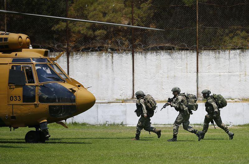 <p>İşte operasyonlardan ve aramalardan dikkat çeken görüntüler...</p>
