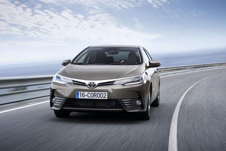 <p>Corolla’nın hem benzinli hem dizel modellerinde 9 bin 500 TL’ye varan indirimler bulunuyor.</p>
