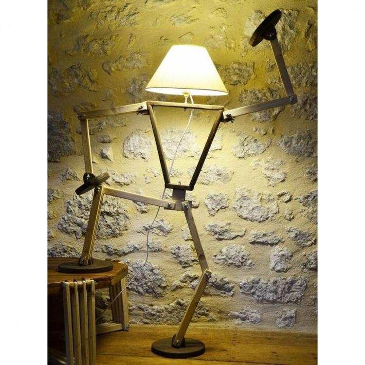<p>N11 Akıllı Lambader</p>
<div>129,00 TL</div>