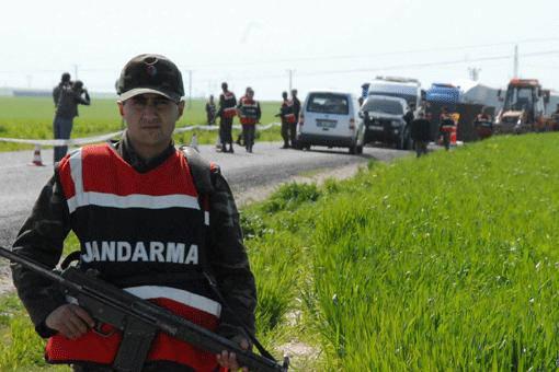 <p><strong>JANDARMANIN ÜNİFORMASI DEĞİŞECEK</strong><br />
Jandarmanın mevcut üniforması değişecek. Jandarmanın kıyafetini İçişleri Bakanlığı belirleyecek.</p>